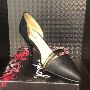 Qupid Black Pointed Toe D’orsay Pumps Heels